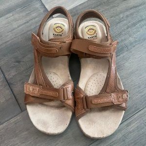 Earth Spirit Adelaide Sandals Tan Sz 8.5
